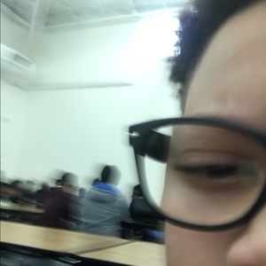 Meet your Posher, Taylor